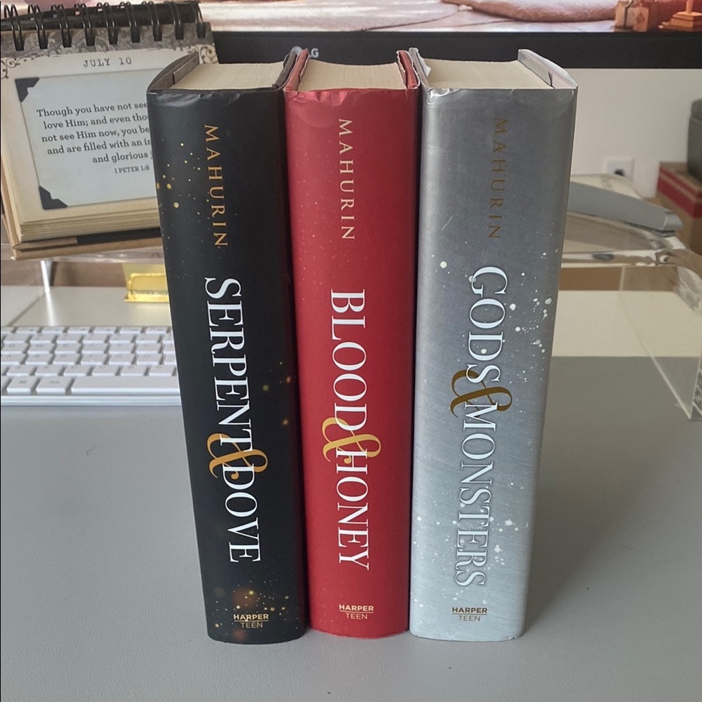 Book Set - Serpent & Dove YA Books